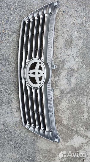 Решетка радиатора camry 50
