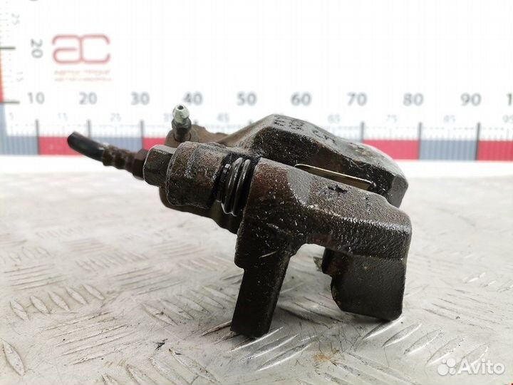 Суппорт задний правый для Mitsubishi Galant 8