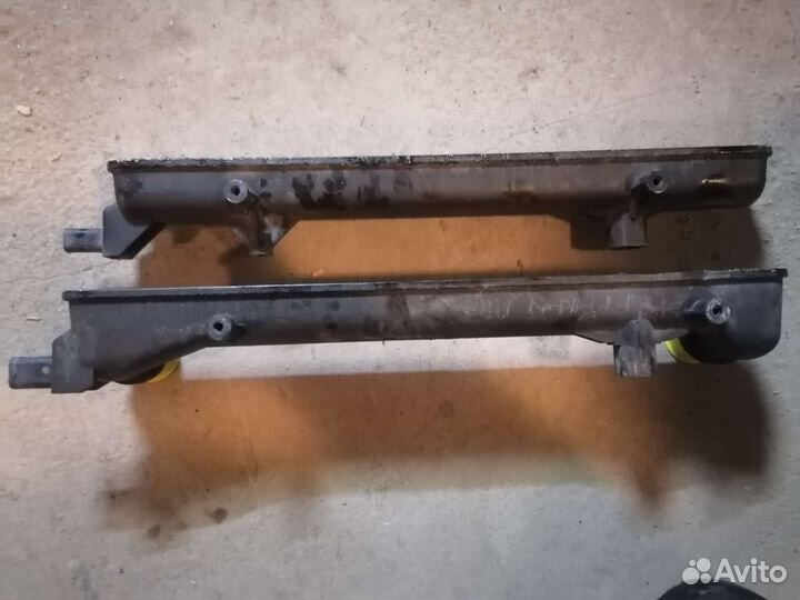 Пластик с радиатора Шкода Ауди Фольцваген