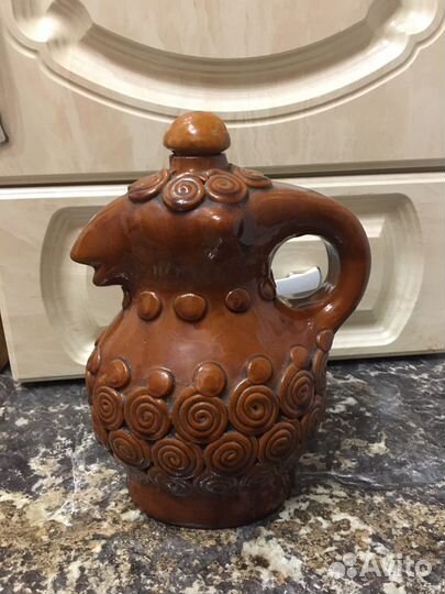 Кувшин для вина из керамики