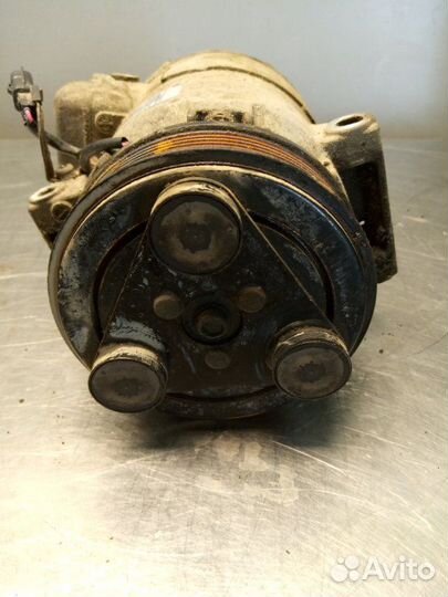 Компрессор кондиционера Nissan Qashqai+2 JJ10E