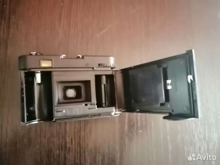 Плёночный фотоаппарат Эликон