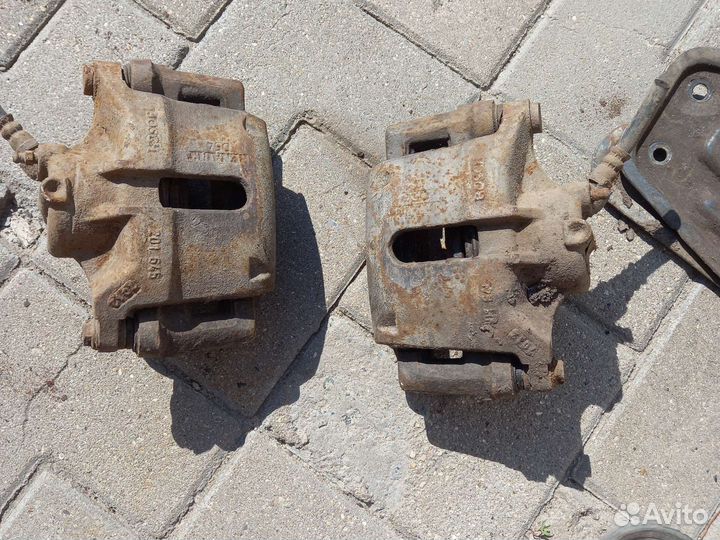 Рено логан,сандеро суппорт тормозной