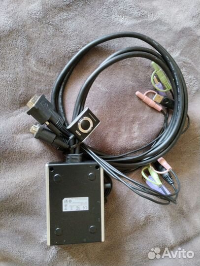KVM-переключатель aten CS682
