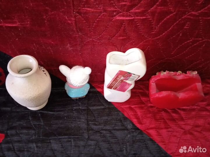 Статуэтки, вазочки