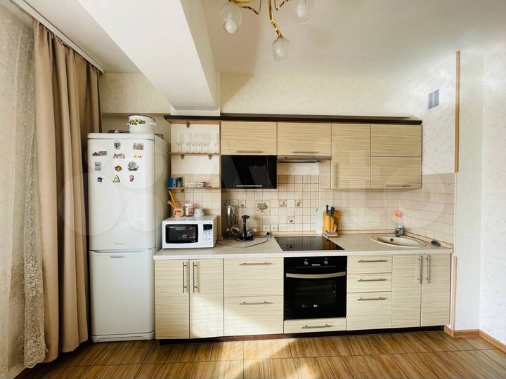 2-к. квартира, 76,5 м², 5/9 эт.