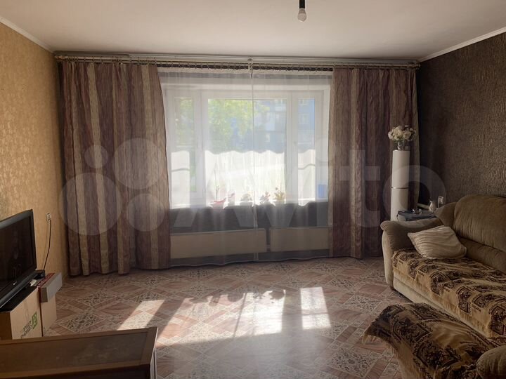 2-к. квартира, 54 м², 1/5 эт.