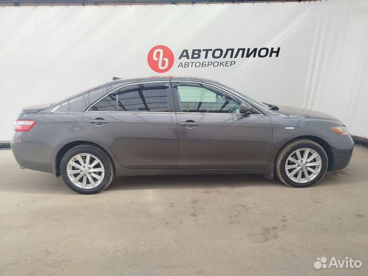 Toyota Camry 2.4 AT, 2007, 245 000 км