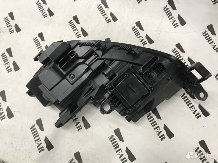 Правый корпус фары Volkswagen Polo 6 2020-н.в. LED