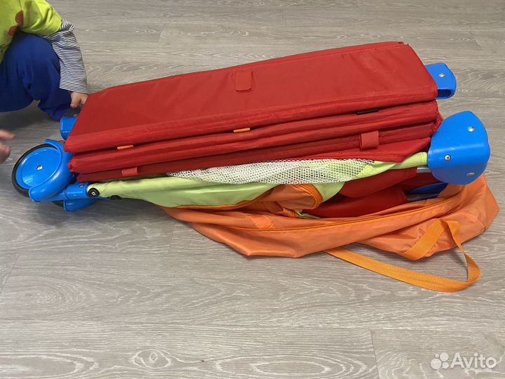 Манеж детский складной