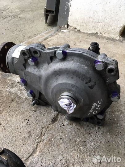 Передний редуктор BMW e60 e90 e81 335xi 325xi