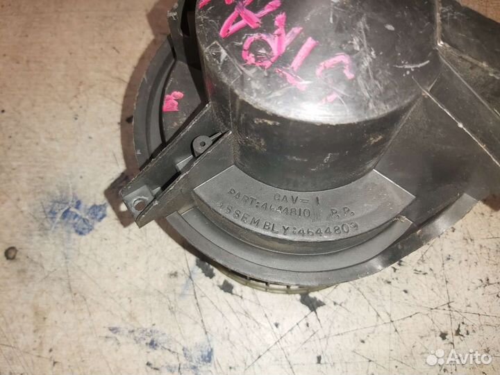 Моторчик печки для Chrysler Stratus/Cirrus 4644809