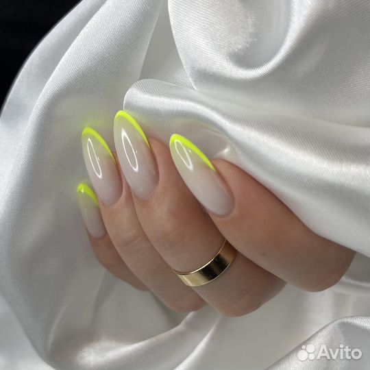 Маникюр - Педикюр