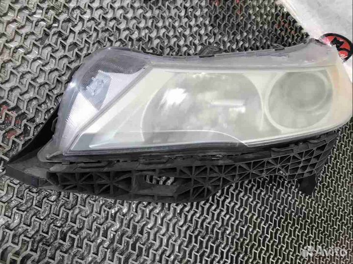 Фара левая Acura TL