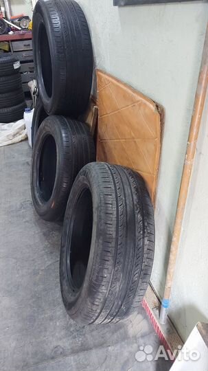 Hankook Optimo H426 235/60 R18 102H