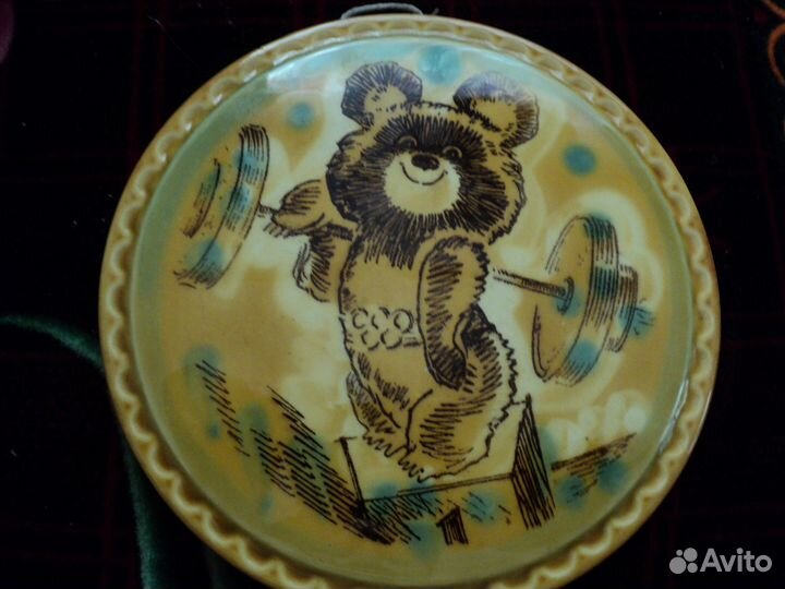 Олимпийская мишка блюдце гипсовый 16х16 см