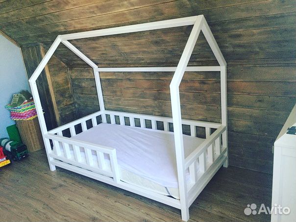Кровать детская домик N2