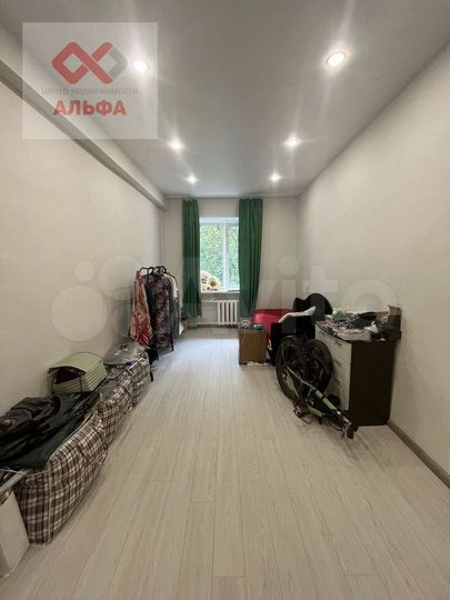 3-к. квартира, 89,5 м², 2/5 эт.