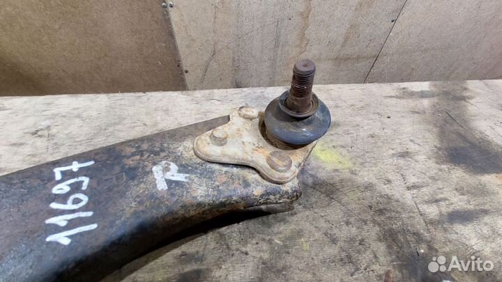 Рычаг передний нижний правый lifan Solano 620