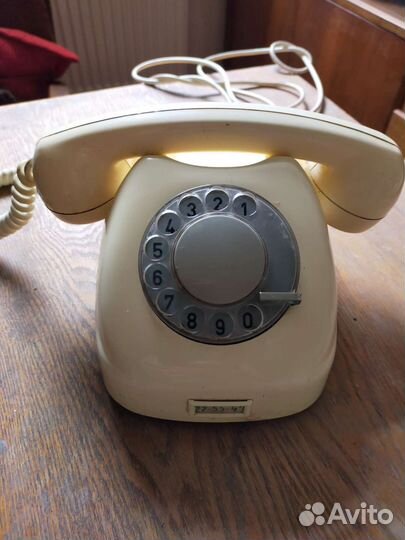Телефонный аппарат