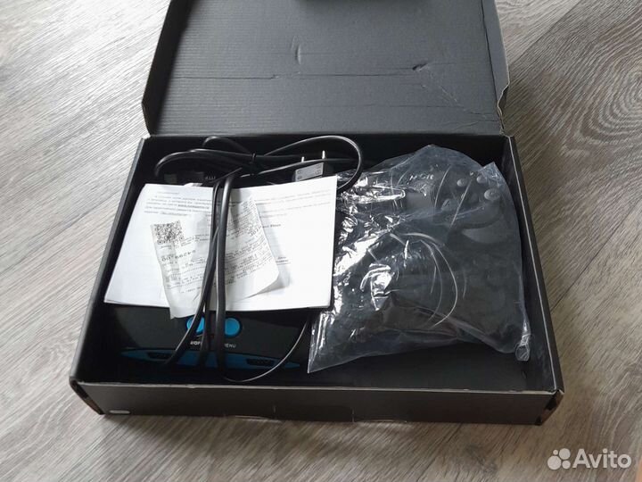 Игровая видео приставка Титан 555 игр