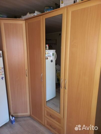 Прихожая угловая бу