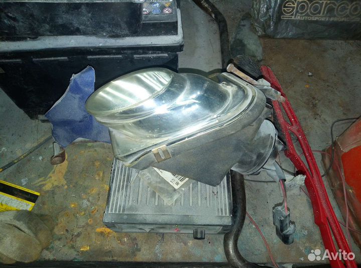 Противотуманная фара галант8