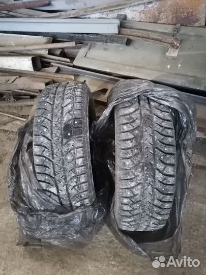 Bridgestone Ice Cruiser 7000S 195/65 R15 91T