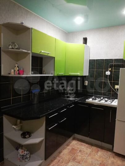 4-к. квартира, 76 м², 3/3 эт.