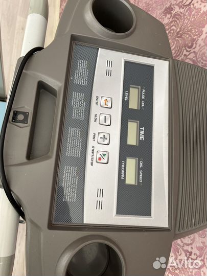 Электрическая беговая дорожка Torneo Linia T-203