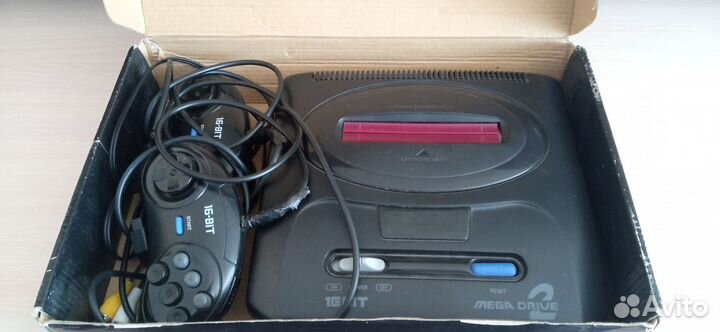 Приставка sega 16 бит встроенных 25 игр