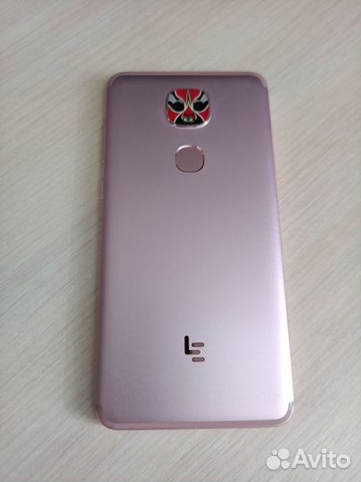 LeEco Le Pro 3, 4/32 ГБ