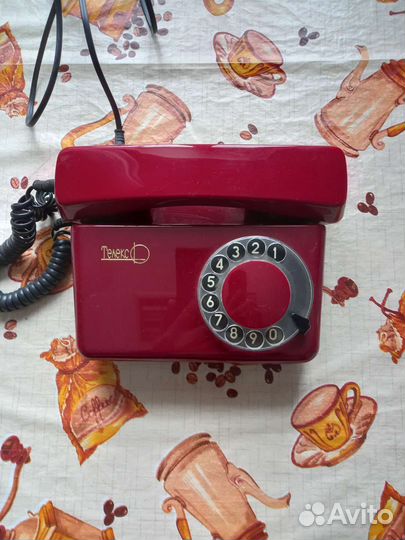 Телефон