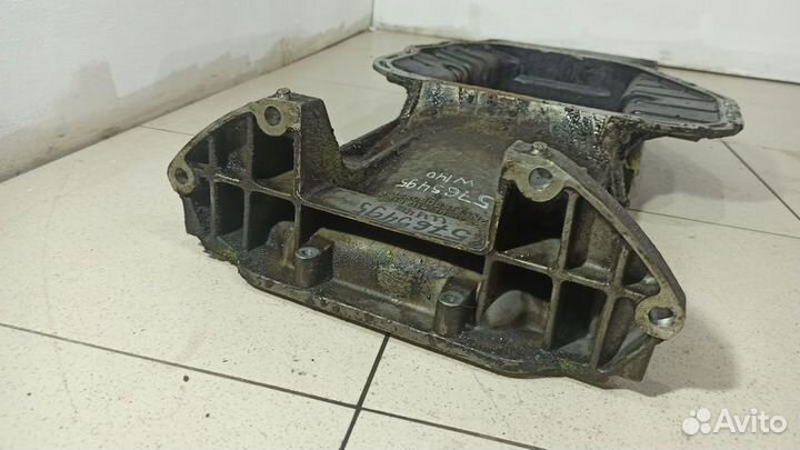 Поддон двигателя Мерседес