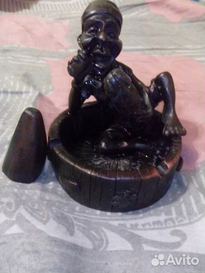 Пепельница с приколом)