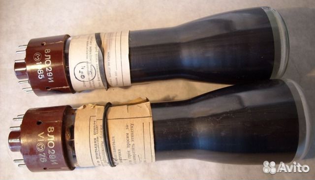 Электроннолучевая трубка типа 8ло29И