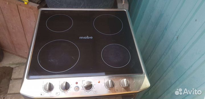 Электро плита с духовкой