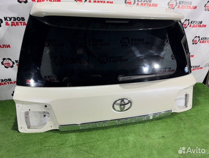 Крышка багажника Toyota Land Cruiser 200 2015-2021