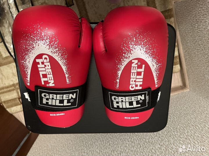 Продам перчатки Green Hill