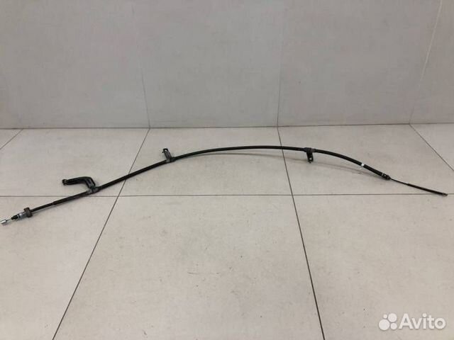 Трос стояночного тормоза левый Hyundai Solaris 2017