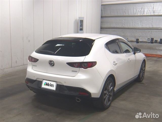 Mazda 3 1.5 AT, 2021, 18 000 км