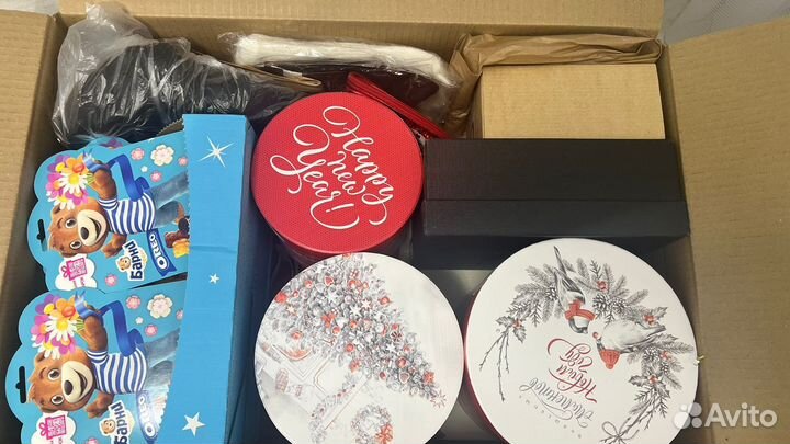 Ель искуственная бу и игрушки