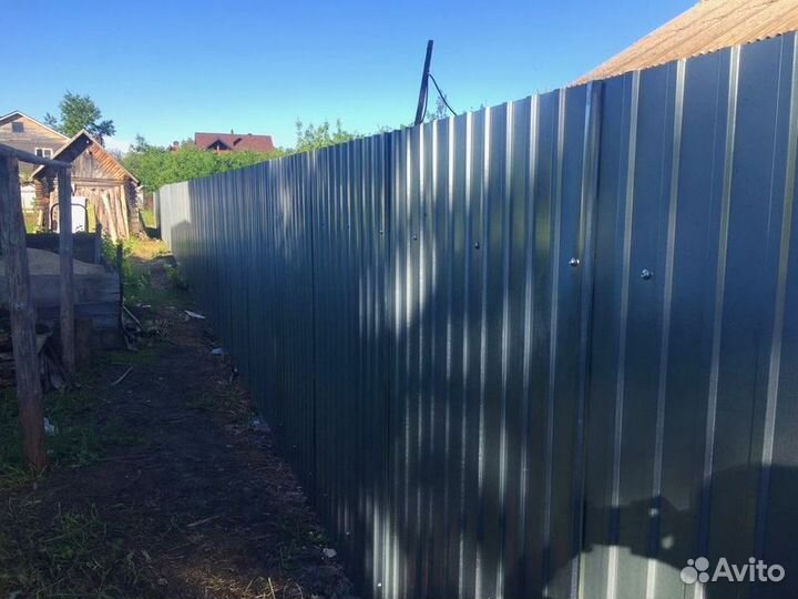 Заборы из профнастила