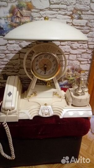 Настольная лампа+часы+телефон