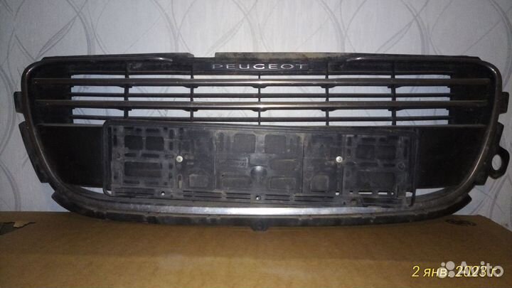 Нижняя губа бампера пежо 508