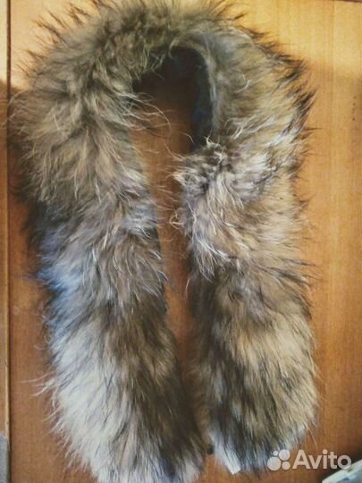 Меховой воротник енот