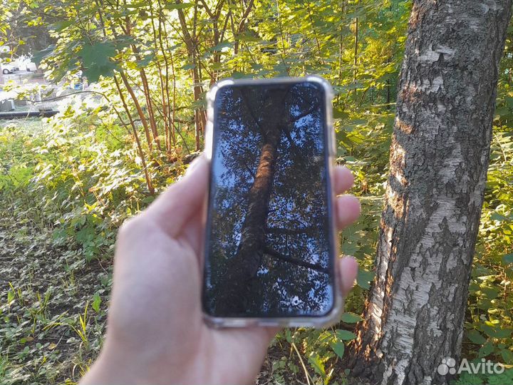 iPhone X, 64 ГБ