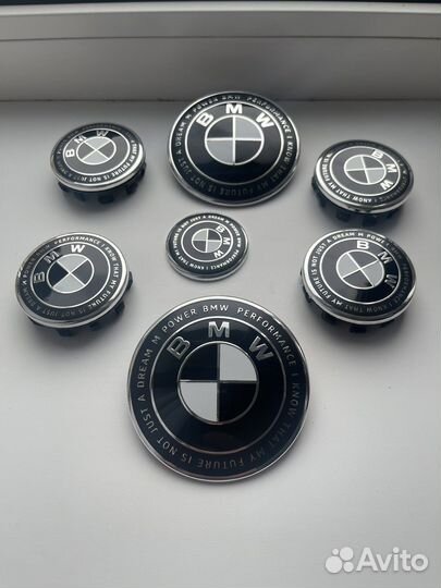 Топовые эмблемы бмв чернобелые юбилейки