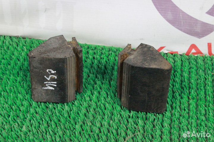 Отбойники задние Chevrolet Suburban GMT400