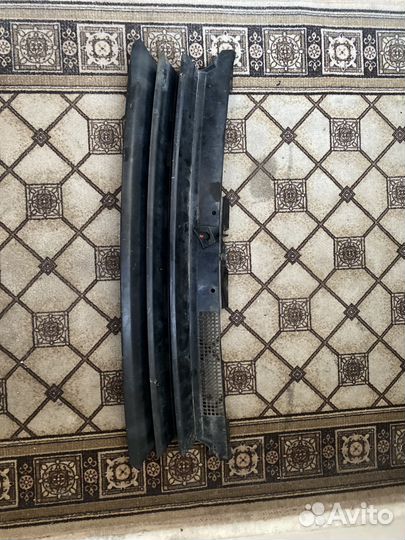 Решетка радиатора Golf 4